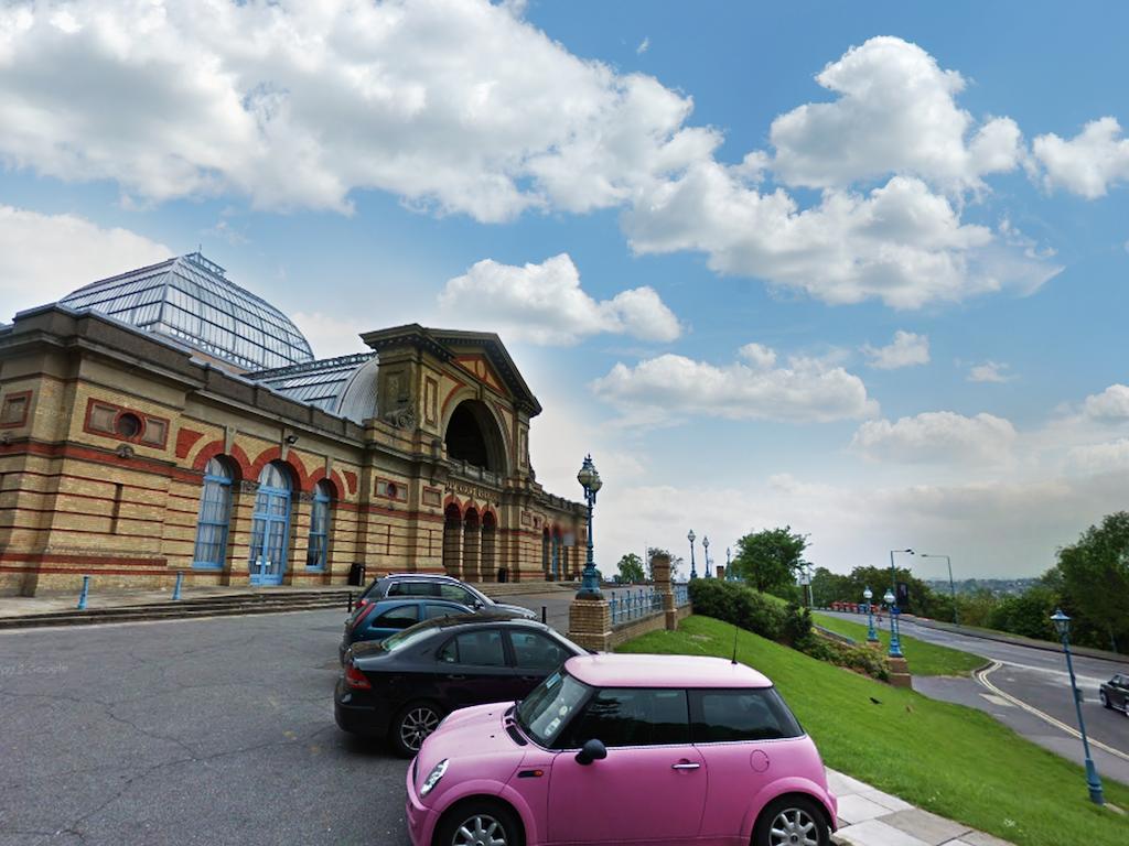 Отель Roseview Alexandra Palace