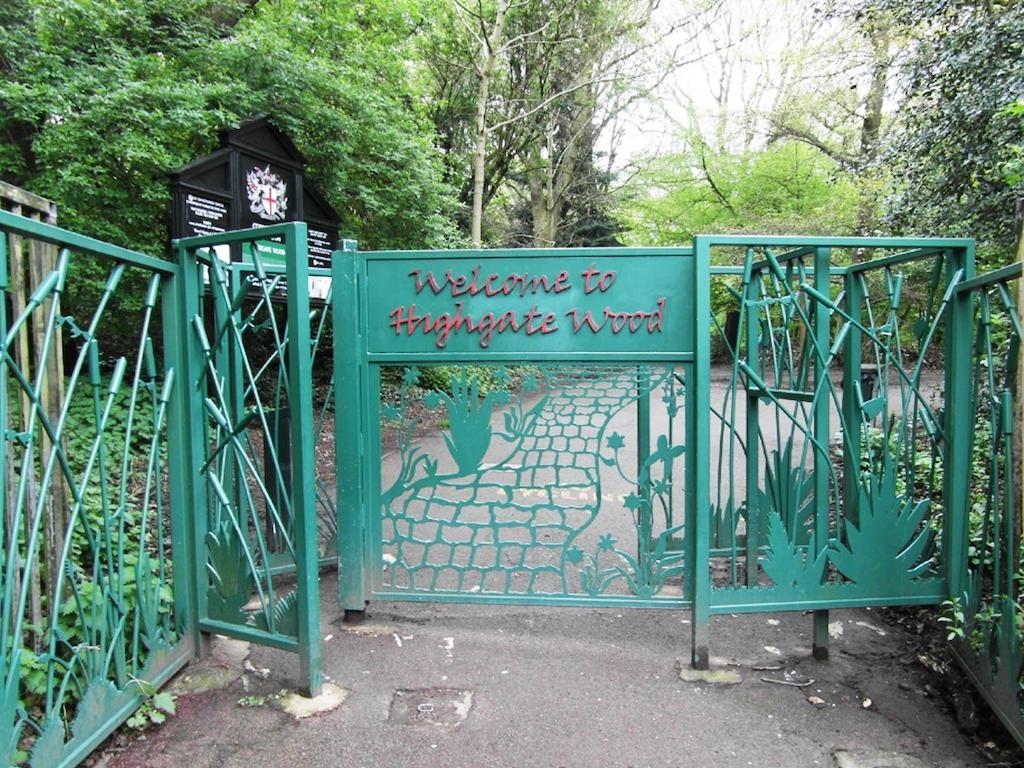 Отель Roseview Alexandra Palace 3*